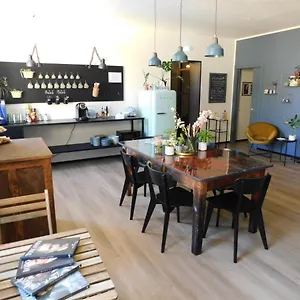 Piumaviola Beds & Aparthotel Parma